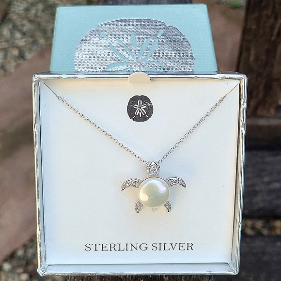 Sterling Silver Rhinestone Freshwater Cultured Pearl Sea Turtle Pendant Necklace - Picture 3 of 5